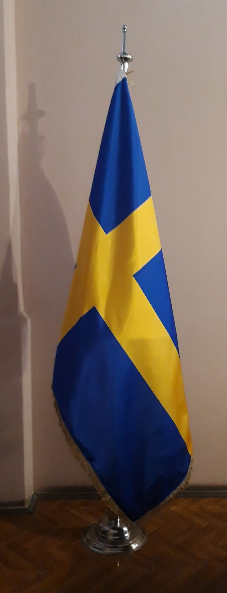 Double Flag 8